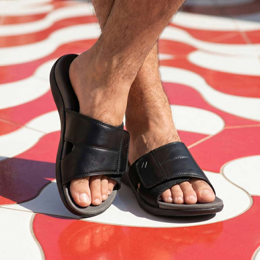 Lifestyle image for Cable Slide - Black