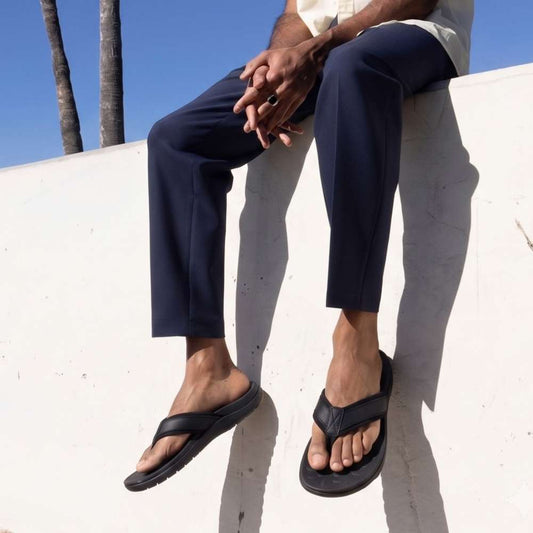 Lifestyle image for Focus Men's Active Toe Post Sandal - Black