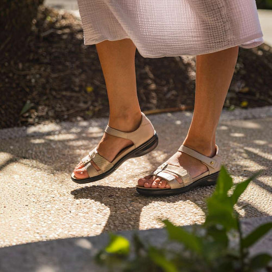 Lifestyle image for Negara Sandal - Champagne/Metallic Interest