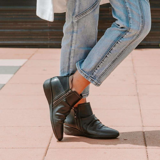 Lifestyle image for Plymouth Boot - Black/Toffee