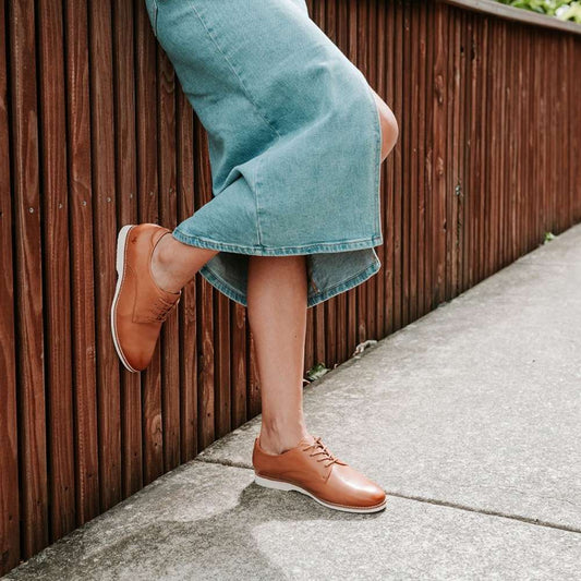 Lifestyle image for Rihannah Oxford - Tan