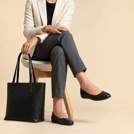 Lifestyle image for Soft Flex Ballet Flat - Black