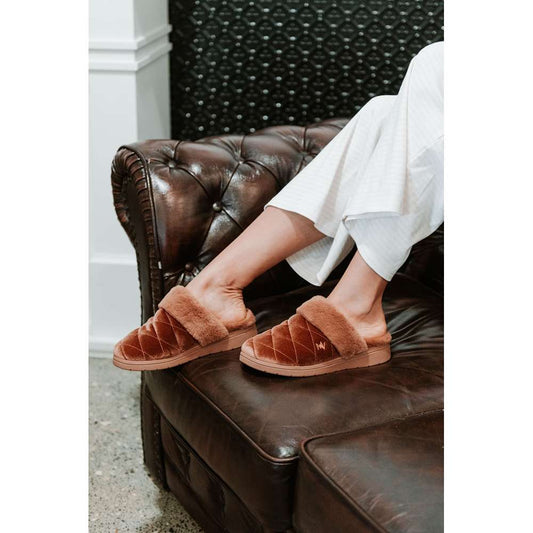 Lifestyle image for Cuddle Slipper - Mink