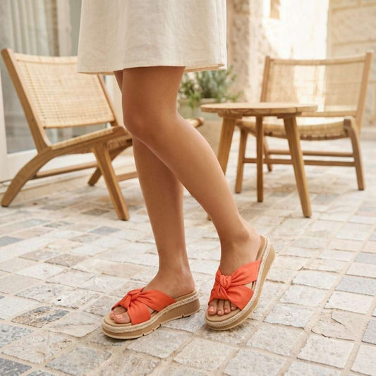 Lifestyle image for Dayana Slide - Melon Sorbet