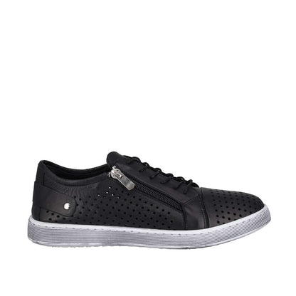 EG17 - Black