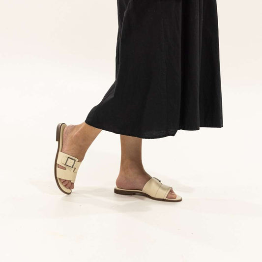 Lifestyle image for Faryn Slide - Pale Ivory