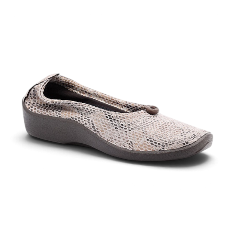 L14 - Grey Snake