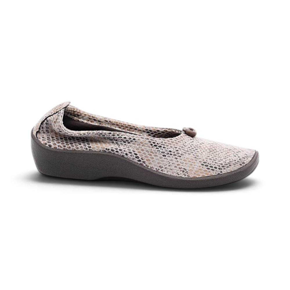 L14 - Grey Snake