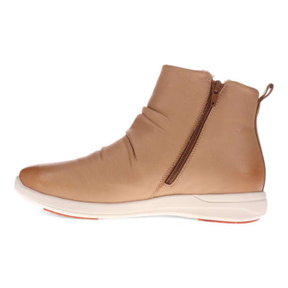 Nina II Zip Boot - Fawn