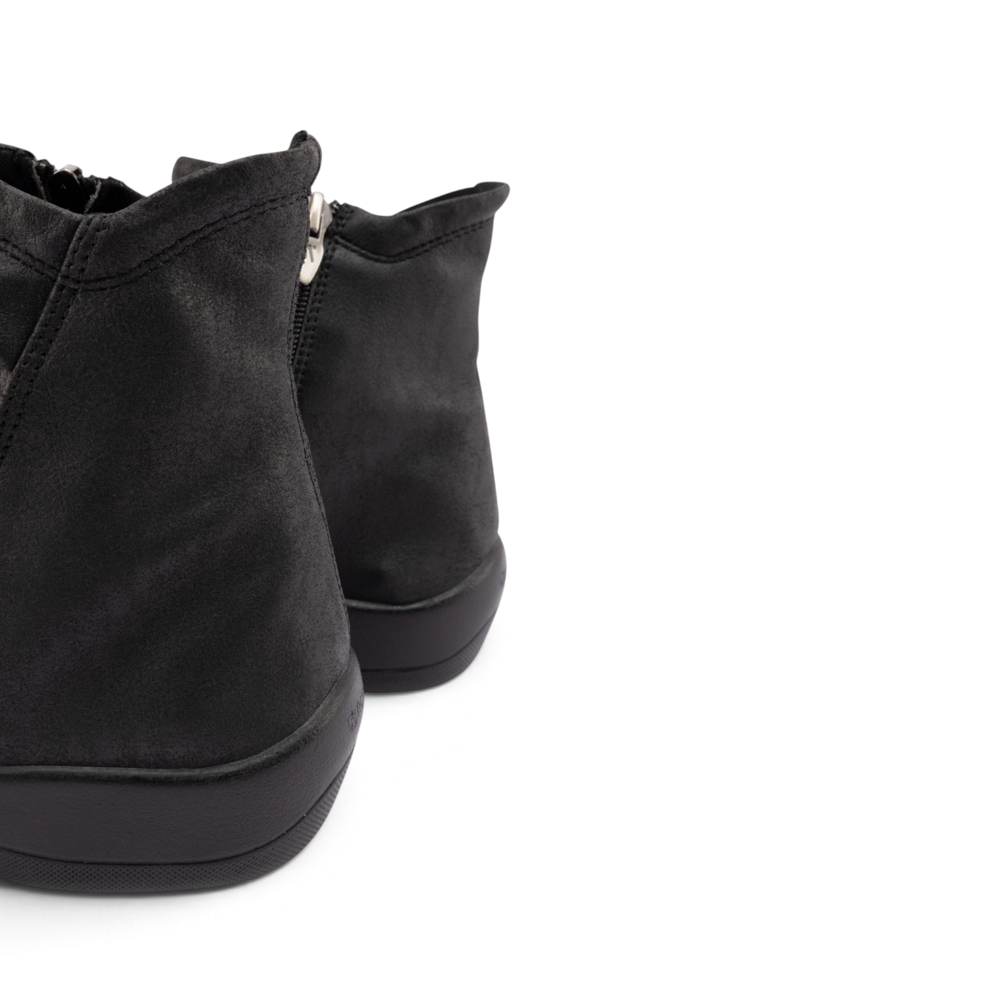 Paluma - Black