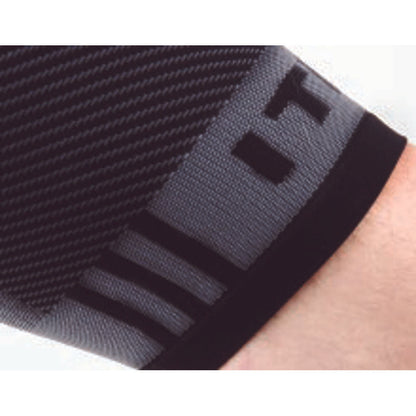 QS4 Thigh Brace Compression Sleeve - Black