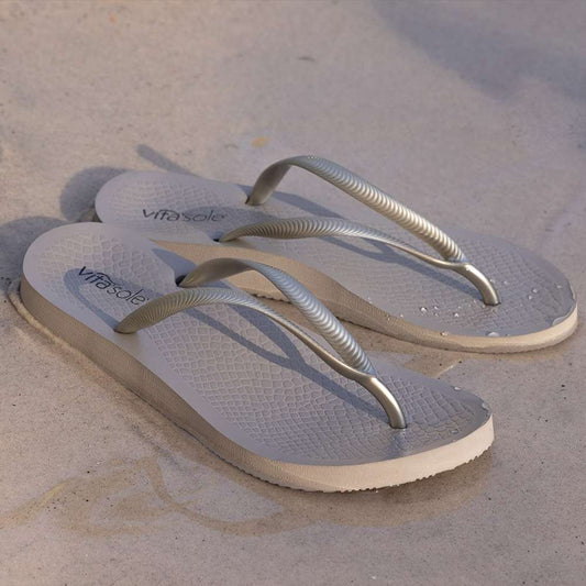 Lifestyle image for Venice Solid Women's Toe Post Sandal - Pewter