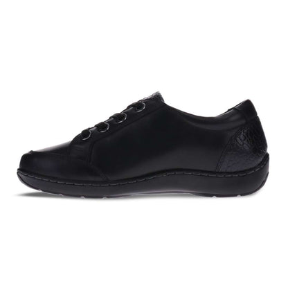 Wombat Lace-Up - Black