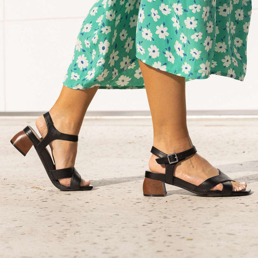 Lifestyle image for Yara Heeled Sandal - Soft Gold